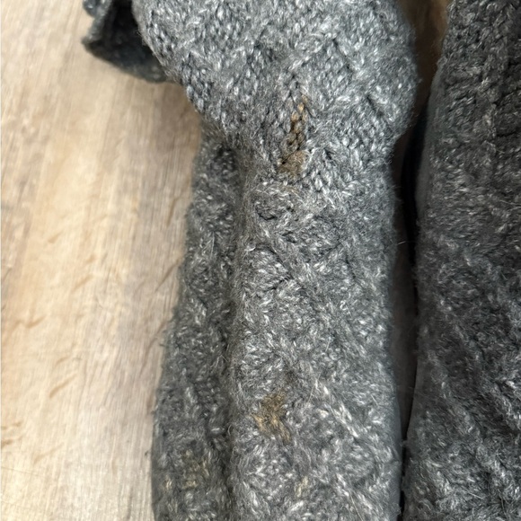 UGG • Lattice Cardy Charcoal Boots - Picture 11 of 11